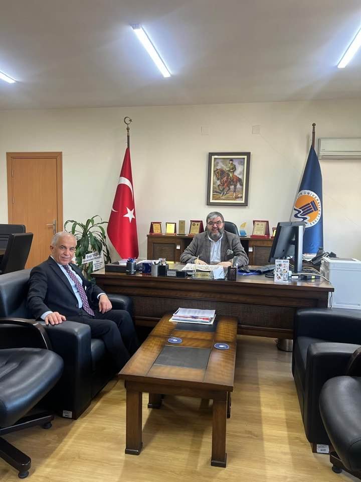 ilhanege2005's tweet photo. Ulusal Turunçgil Konseyi Başkanı Kemal Kaçmaz ile Mersin gündemini ve ortak projeleri değerlendirdik. https://t.co/XZNlnn7fKV