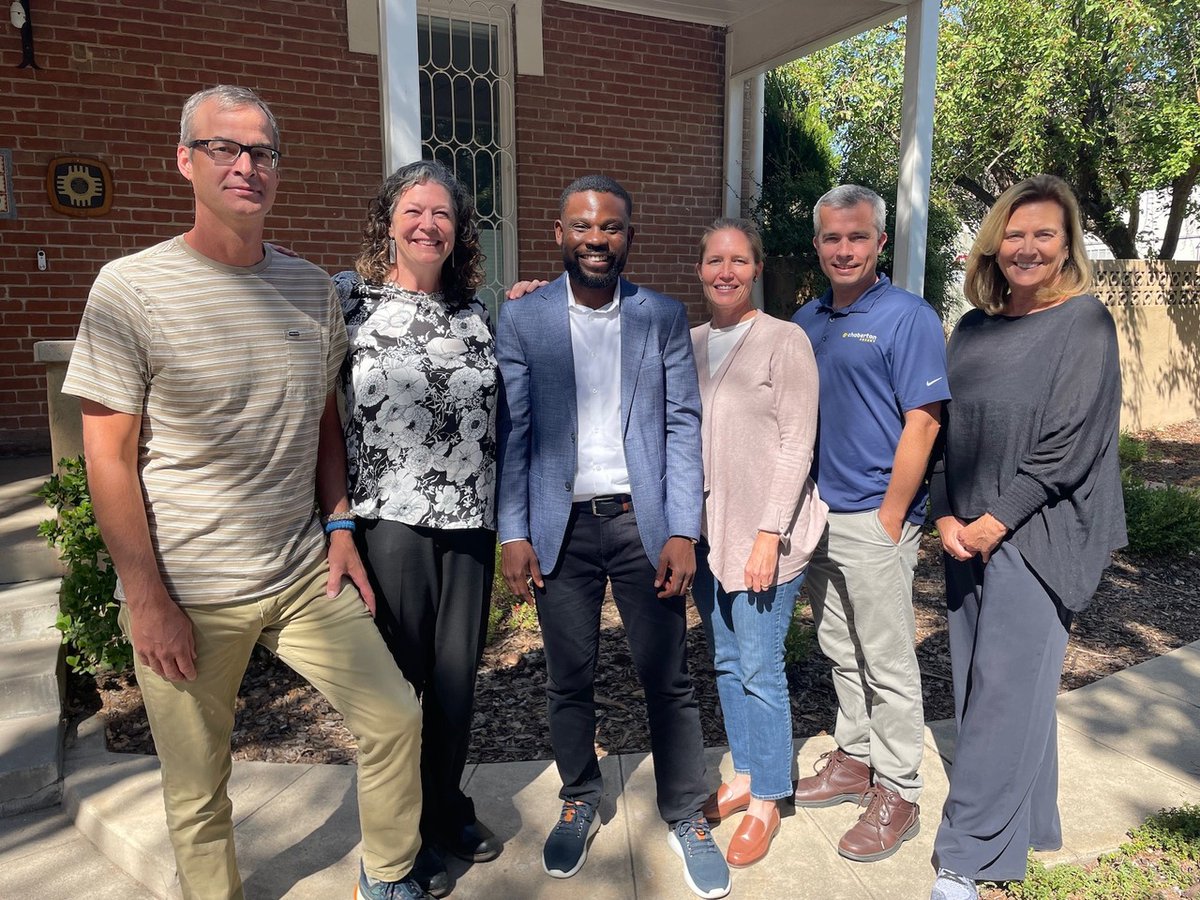Prosperity Works selected Chaberton Energy as our partner in the development of  community solar projects in NM. Our first project, Lake Jody in Deming, will provide power for 650 homes with 50% reserved for low-income families.

Read more: lnkd.in/eqSskMTj