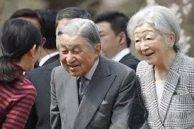 日本の陛下は嘘つき陛下などだはなく
美しく偉大だ。

政治家共とは話が違う。

日本人なら写真で分かるよな？