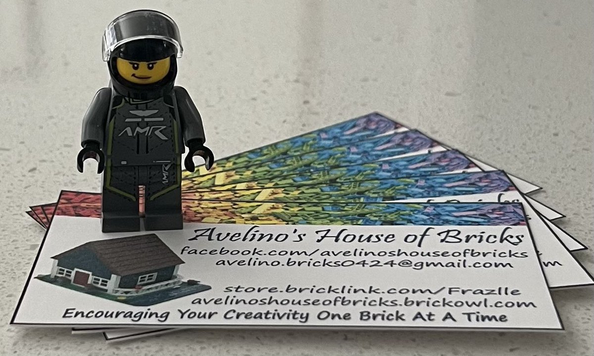Lego MiniFigure Aston Martin Valkyrie AMR Pro Driver (used) in store now.