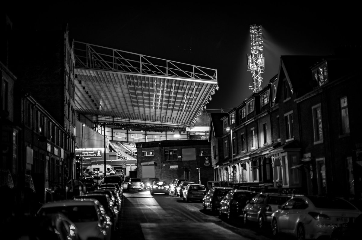 Manningham lights. Valley Parade #BCAFC #Bradford. #bfdmonochrome