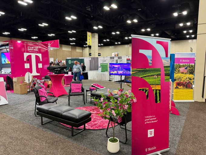 T-Mobile Policy tweet media