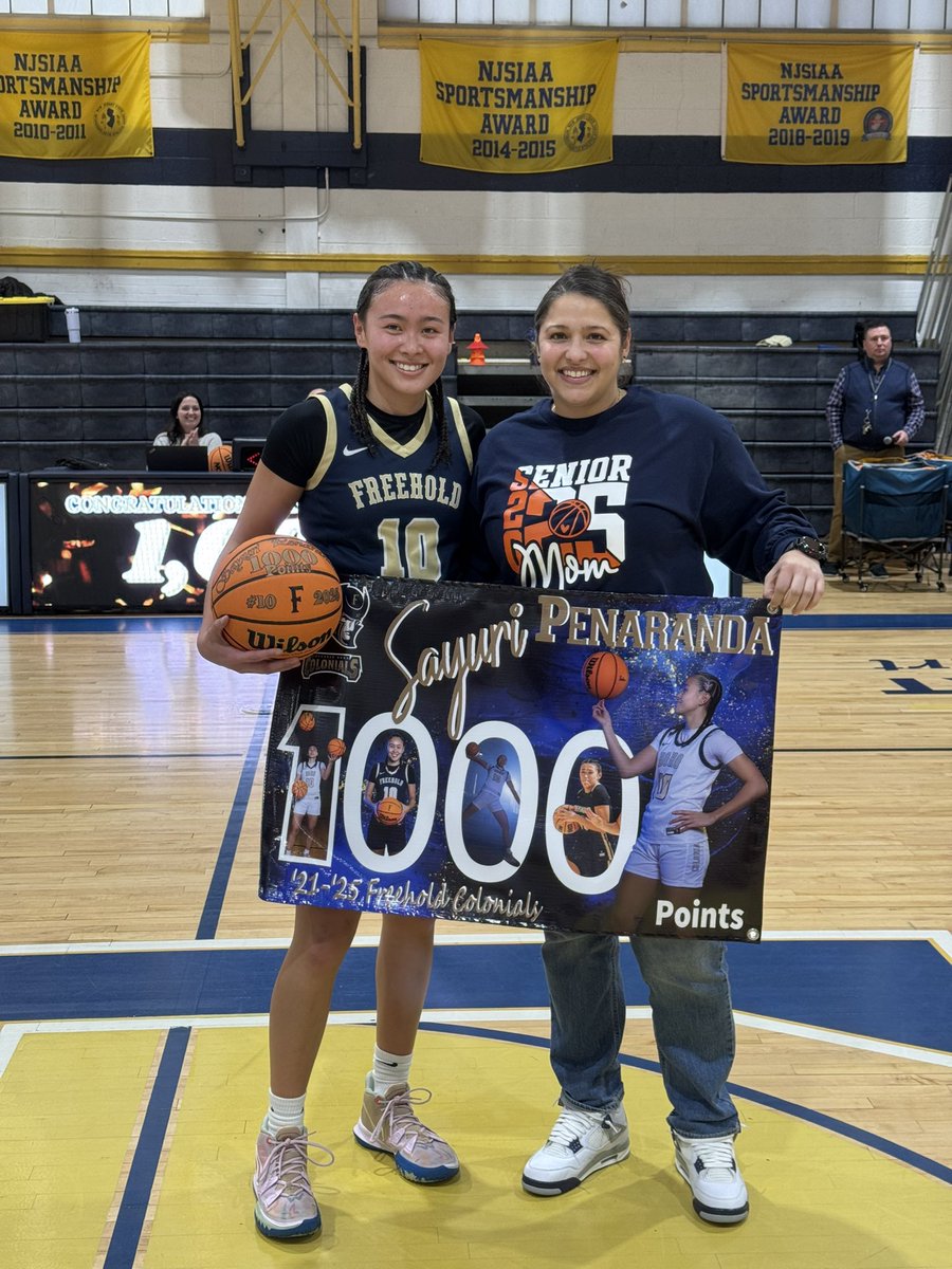 Congratulations to 
Sayuri Penaranda on your 1,000th point!
So proud of you!