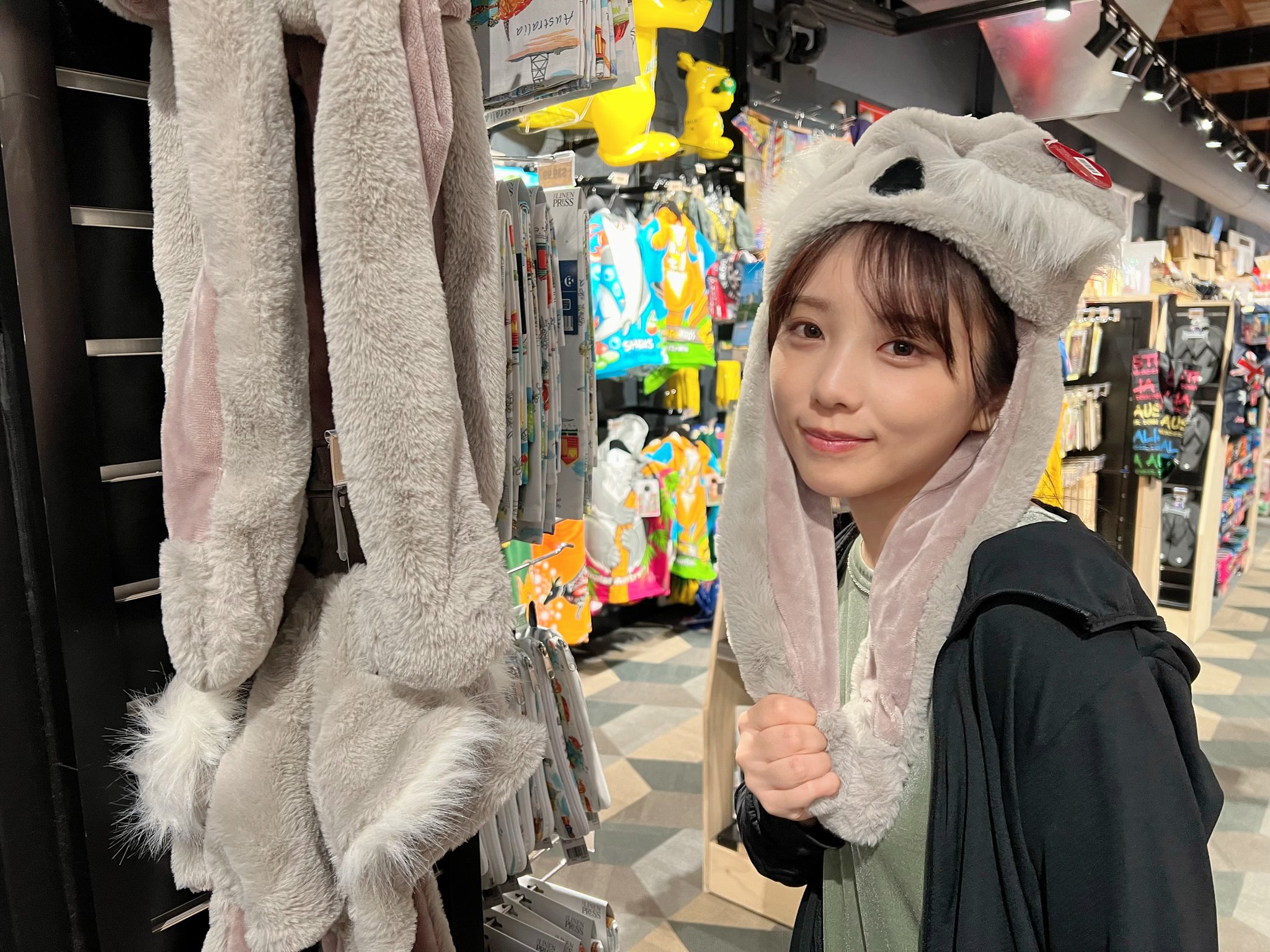 乃木坂46与田祐希3rd写真集『ヨーダ』発売中【公式】 on X: 