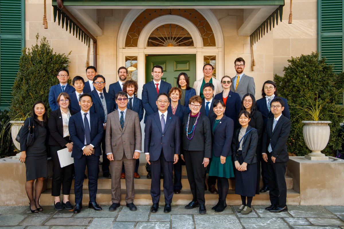 DCM Shimada hosted members of the 7th Cohort of the <a href="/MansfieldFDN/">Mansfield Foundation</a> and <a href="/Japanfoundation/">Japan Foundation 国際交流基金</a>’s 🇺🇸-🇯🇵 Network for the Future to celebrate their advancement of dialogue &amp; research on the 🇯🇵-🇺🇸 relationship. This network of experts continues to strengthen ties between our two nations.