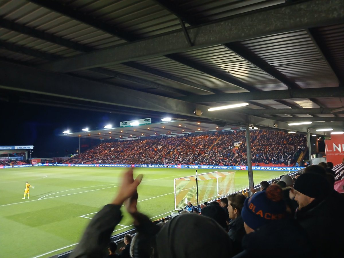 Connor_hodgson7's tweet photo. A fantastic performance from @BlackpoolFC as got a deserved win  vs @LincolnCity_FC. An outstanding showing from the Tangerines as they held out the Lincoln attack.A great performance from the front to the back.Six points away in four days.
#UTMP #BlackpoolFC 
#WeAreImps #LINBLA https://t.co/BmZ3FiMnRO