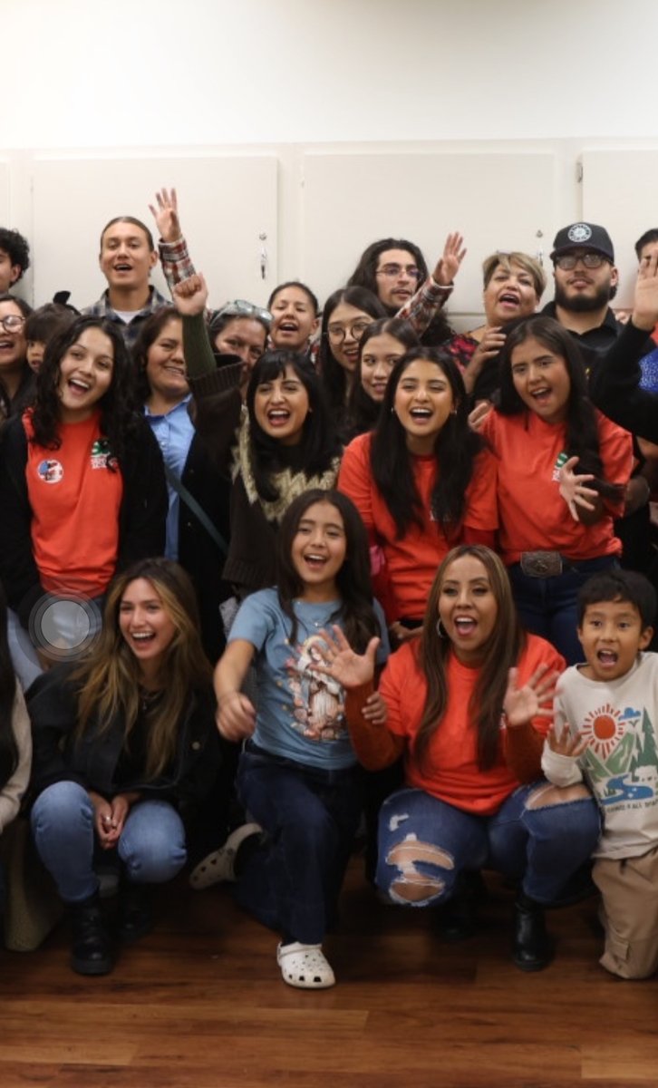 Happy birthday to Leslie our amazing Visual Storytelling and Creative Content Innovator! We appreciate all your hard work and dedication. We hope your day is full of blessings and here's to many more years! 💚💚 #HappyBirthday #TeamAppreciation #BirthdayWishes