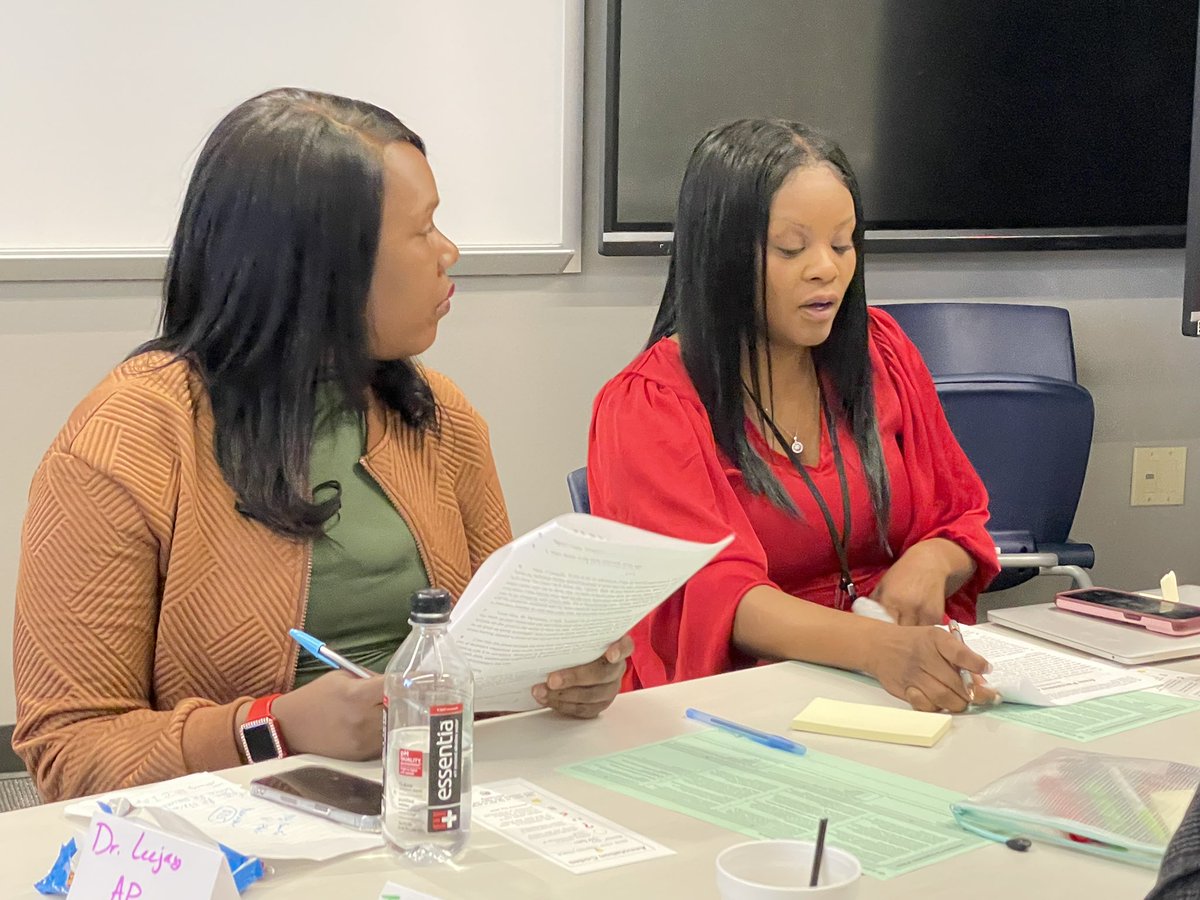 Jennifer Gunn tweet media