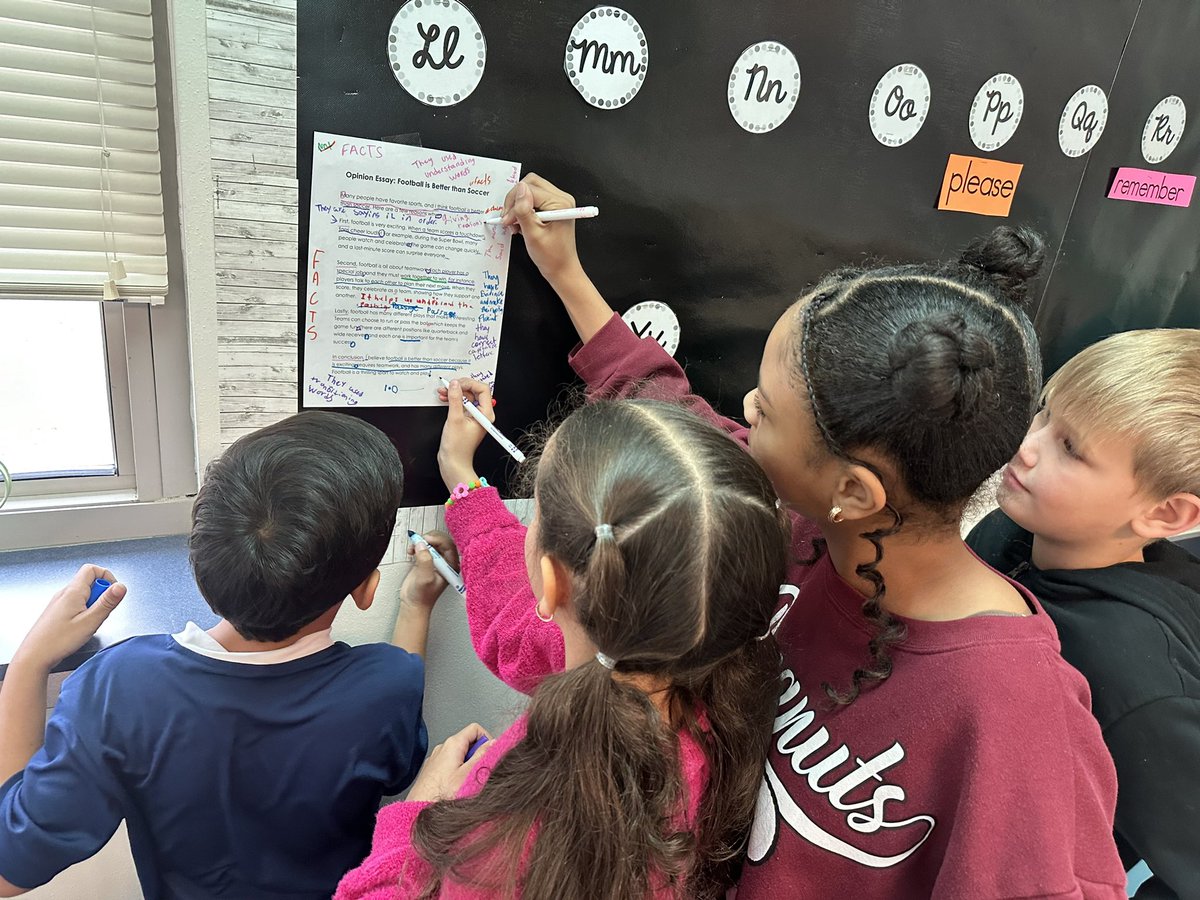 Alexis Hollins tweet media