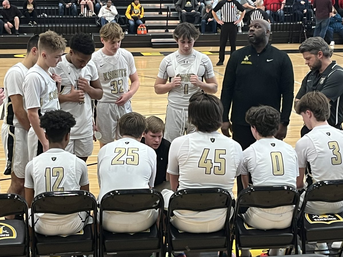 It’s the start of the second quarter JV Boys basketball is tied vs the jaguars. <a href="/FHN_Basketball/">FHN Knights Boys Basketball</a>