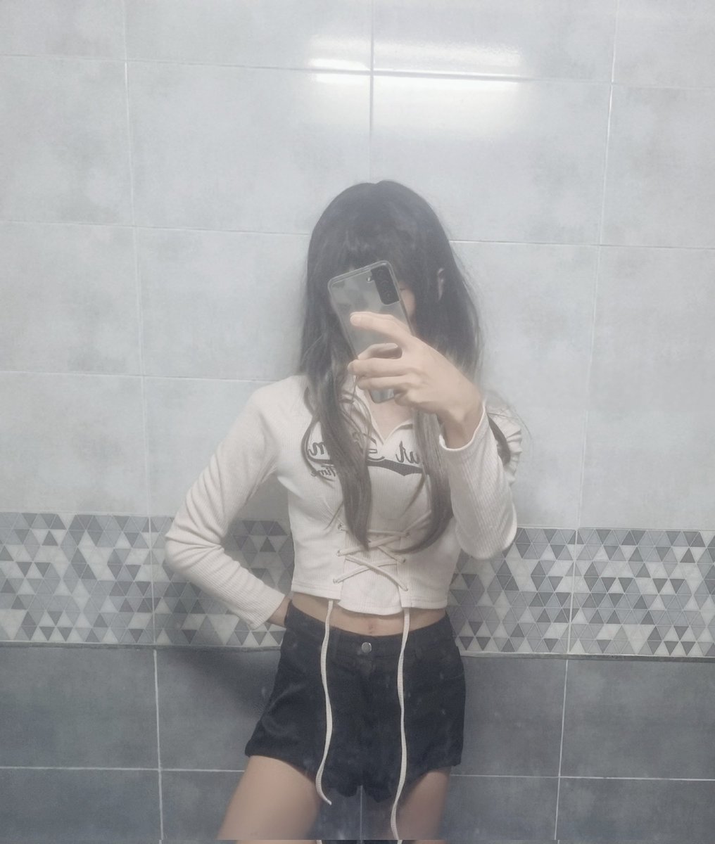 MininiSissy's tweet photo. 평��에는 얌전얌전 조용하지만
단둘일때는...?

딱 가만히 있어봐

내가 먼저 만져줄게
내가 먼저 먹을래..ㅎ
내가 벗겨줄게요

ㅎ... 나도 좀 응큼하네 https://t.co/xn2tXY9MHg