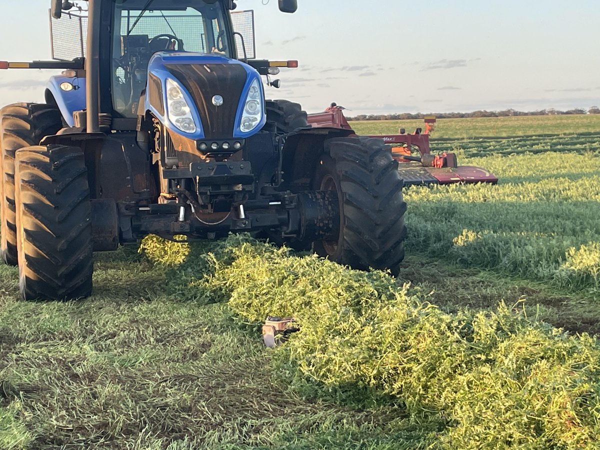 PJScoff's tweet image. Photo for attention... Adding front weights to FWA tractor with wheel spacers 👍or👎