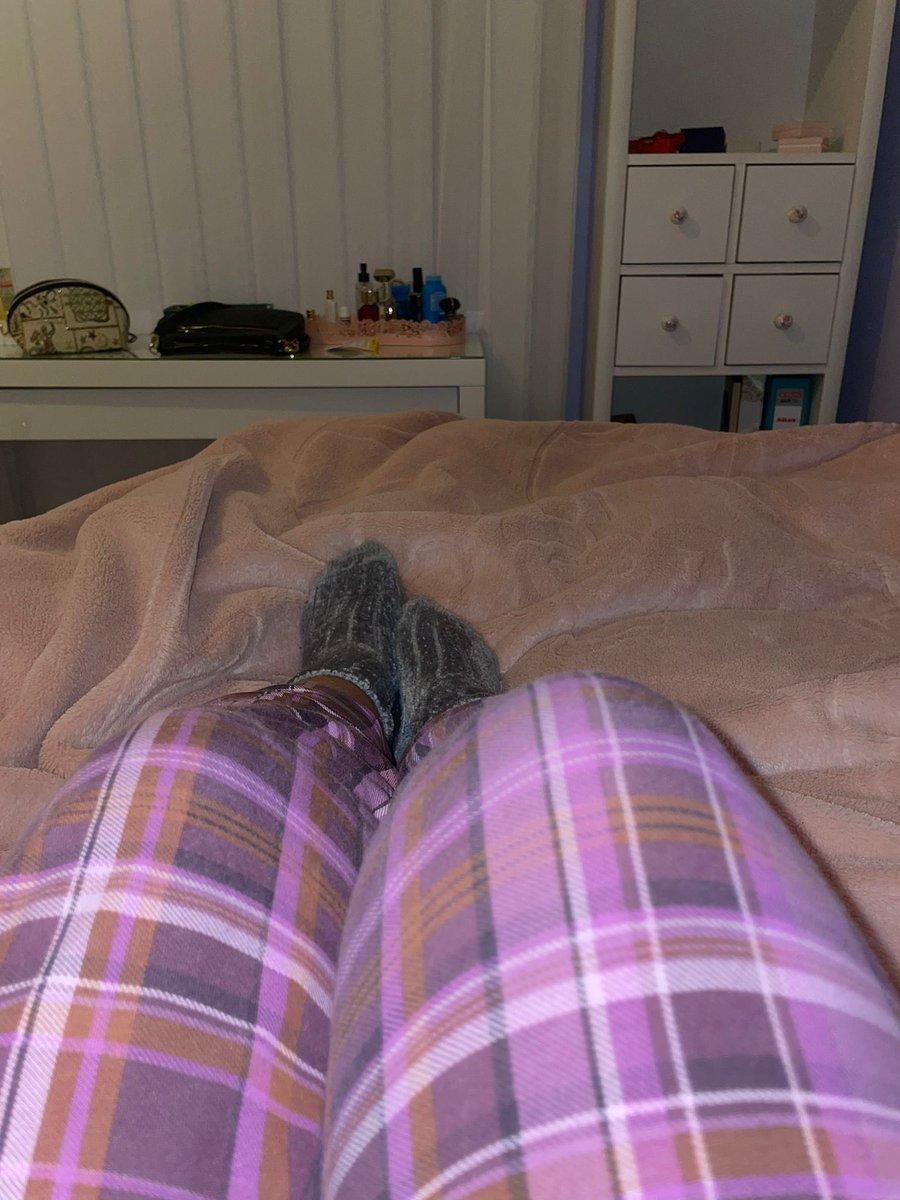 deineSucht63's tweet photo. Wer will gemelkt werden, bin melkgeil ihr fotzen 😈💵
Tretet an 🐶🐶🎀

Findom paypig Herrin Geldsklave 😈🎀 https://t.co/TS2fdWQksi