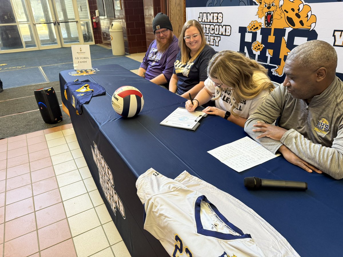 SBRileySports's tweet photo. Congratulations to @SBRileyhigh Volleyball Standout Victoria Fanin on signing her letter of intent on Jan. 24th to continue her academic &amp; athletic career at Manchester University.  #GoWildcats https://t.co/mYE5Qjkas8