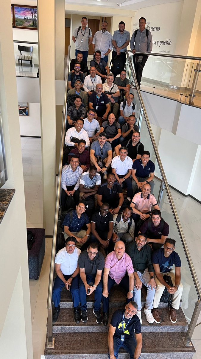 “Ensinar é aprender duas vezes.” – (Joseph Joubert). Final classe doutorado na <a href="/UAPArgentina/">UAP</a>