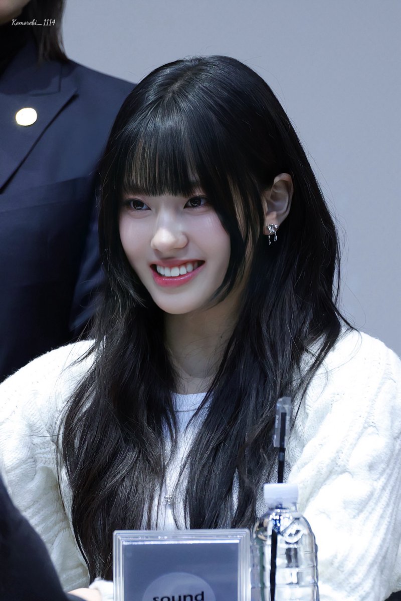 241213 HQ

#이즈나 #IZNA 
#코코 #KOKO #ココ