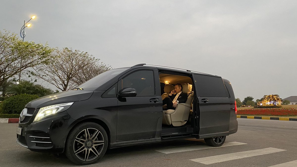 justinhtbui's tweet photo. "Financial freedom means having the power to be anywhere, at any time, with anyone, doing what truly fulfils you—living life entirely on your own terms, as you desire."

- Justin H.T. Bui - https://t.co/GHoBq37S9F