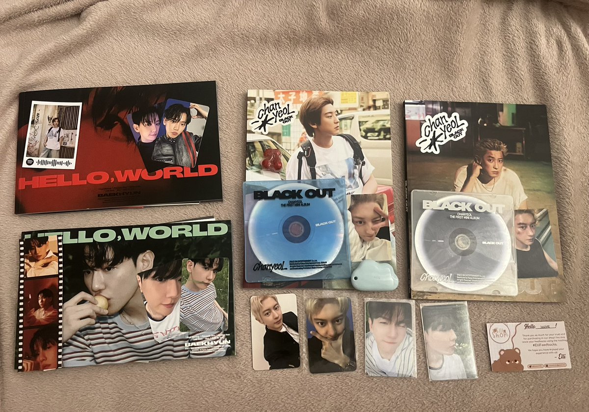 sehunkist's tweet photo. thank you so much @ShopwithElli!!! 🥹 so glad they finally arrived :') 🤍 https://t.co/3UbzNViypJ