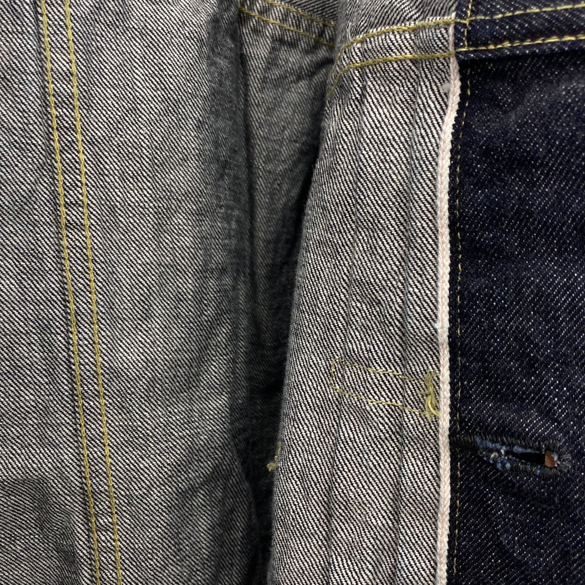 AmeproBaybrook's tweet photo. 続けて1954年製の2nd タイプを再現したGジャンです(」・ω・)

#baybrook #amepro #fashion #kumamoto #remirelief #vintage #ベイブルック #アメプロ #ファッション #熊本 #レミレリーフ #ヴィンテージ https://t.co/hjWBsQFEMH