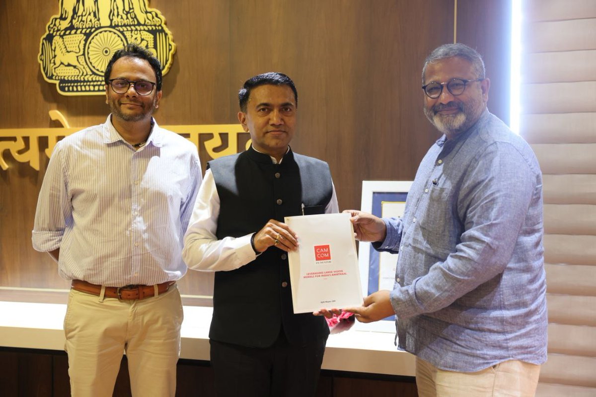 CamCom_ai's tweet photo. @anayar, Our CEO, and Praful Shankar had the privilege of meeting the Hon’ble Chief Minister of Goa, @DrPramodPSawant. They discussed CamCom’s unique expertise in leveraging #AI to make Goa the pioneer in UN SDG compliance, enhancing the quality of life for all Goa citizens. https://t.co/aBF1YvjTHk