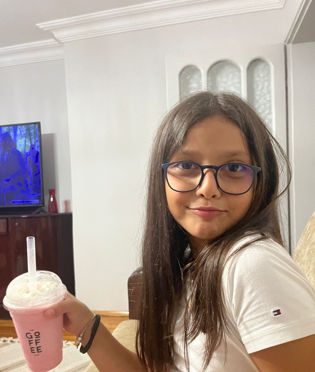 10 yaşındaki Sezin için adalet arayışı!

Samsun'un Çarşamba ilçesinde trafik kazası sonucu hayatını kaybeden 10 yaşındaki Sezin Sezgin'in ailesi adalet arıyor. 

Ara sokakta telefona bakarken hız limitini aşarak Sezin’in ölümüne neden olan sürücü, olayın ardından anneye “çocuğuna