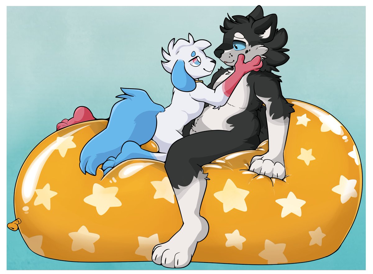 Squeakscape's tweet photo. cuddle bug https://t.co/1ChsgYQwpm