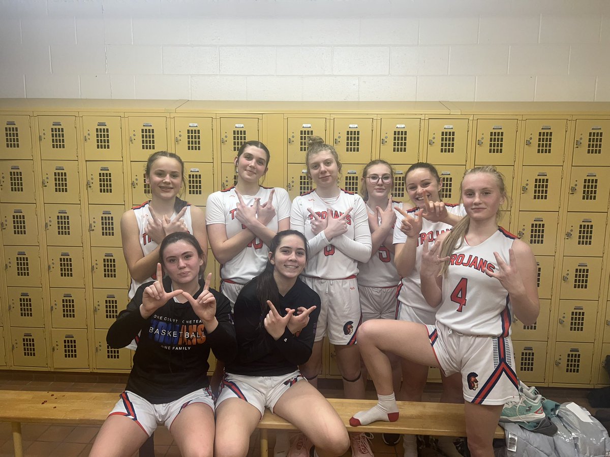 CLPSSuper's tweet image. Lady Trojans move to 7-5 with a 51-31 win over Mancelona!