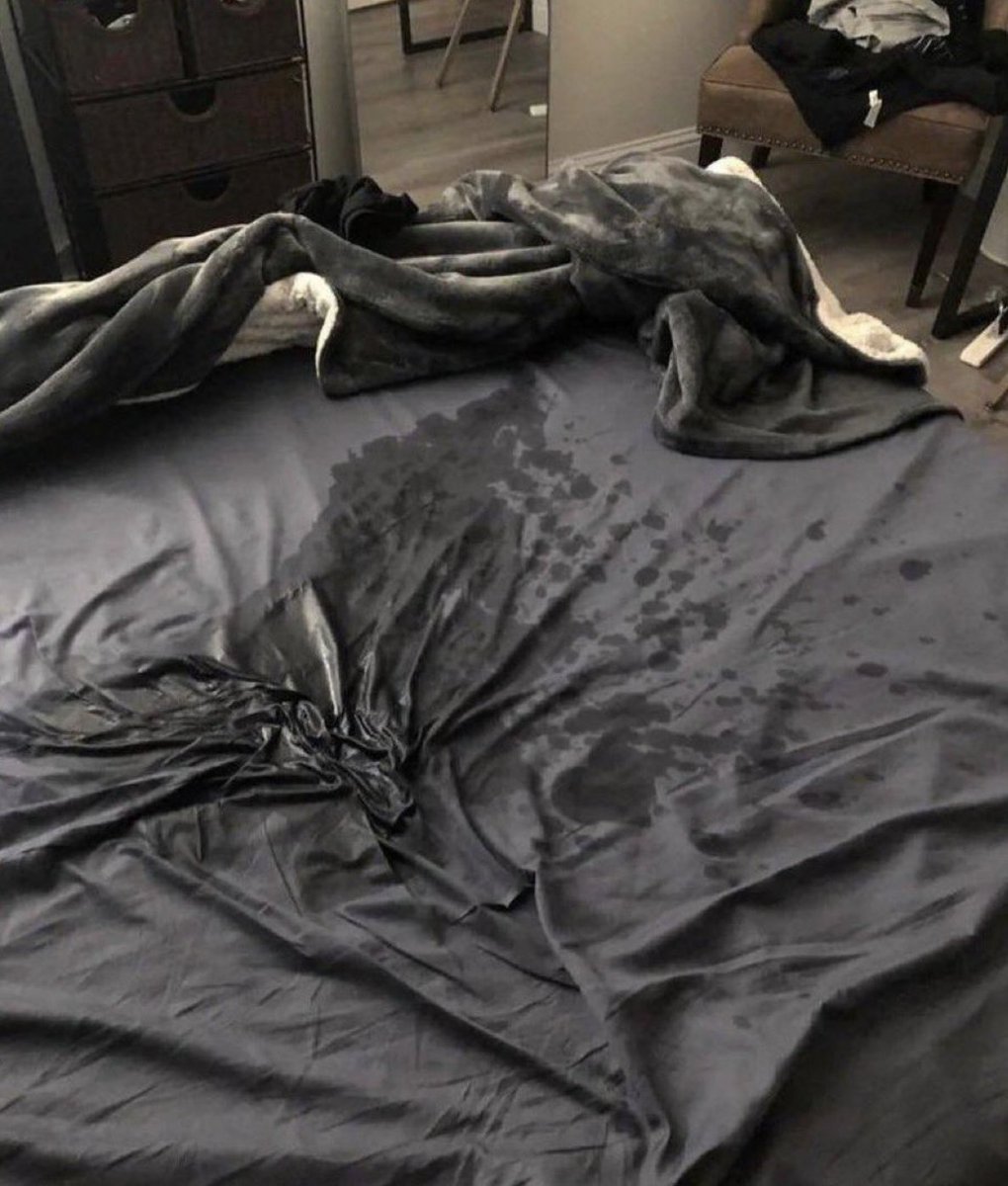 J'ai envie de trempé mes draps comme ça la..

Qui viens m'aider