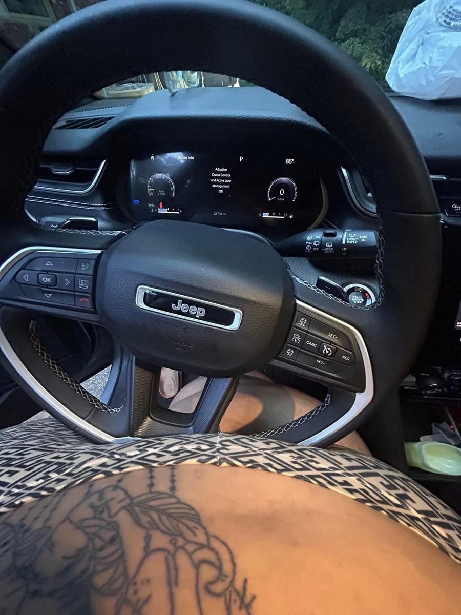 IAMTOINEJ's tweet image. Yall the Lyft Driver still wrong ???