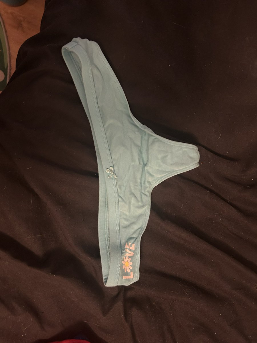 johnibitchholes's tweet photo. Selling panties. $80 for one panty, and I stink it up. https://t.co/iZS9jVdPdz