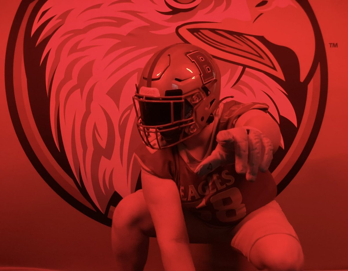 BigLog_68's tweet photo. Blessed to receive an offer from Bridgewater College!! @Coach_pkHof @CoachLemn https://t.co/94C7bpSiA9