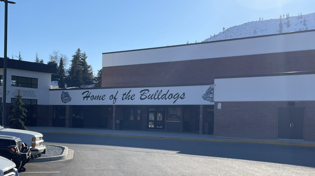 Great last stop of the day at Cashmere! Great coaches and some great talent! #VzUp #GoVandals