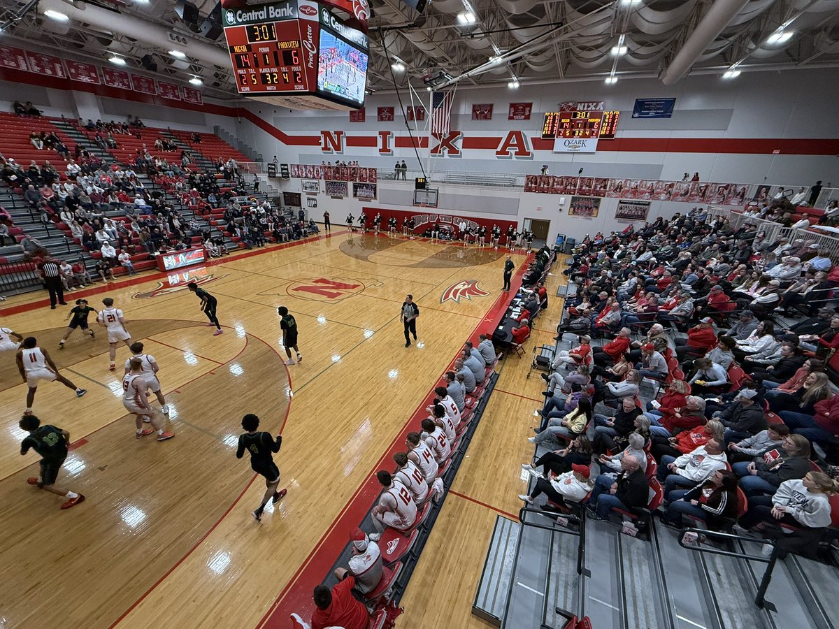 Recruiting trail taking us to the gym tonight!   #rollcats
