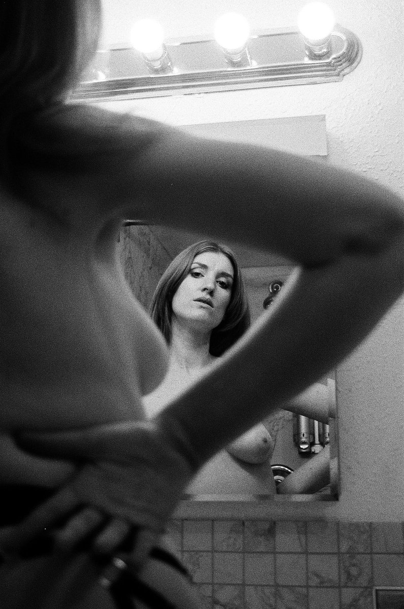 samshoots2much's tweet photo. 35mm Film 🎞️ https://t.co/6UOHPFhVLL