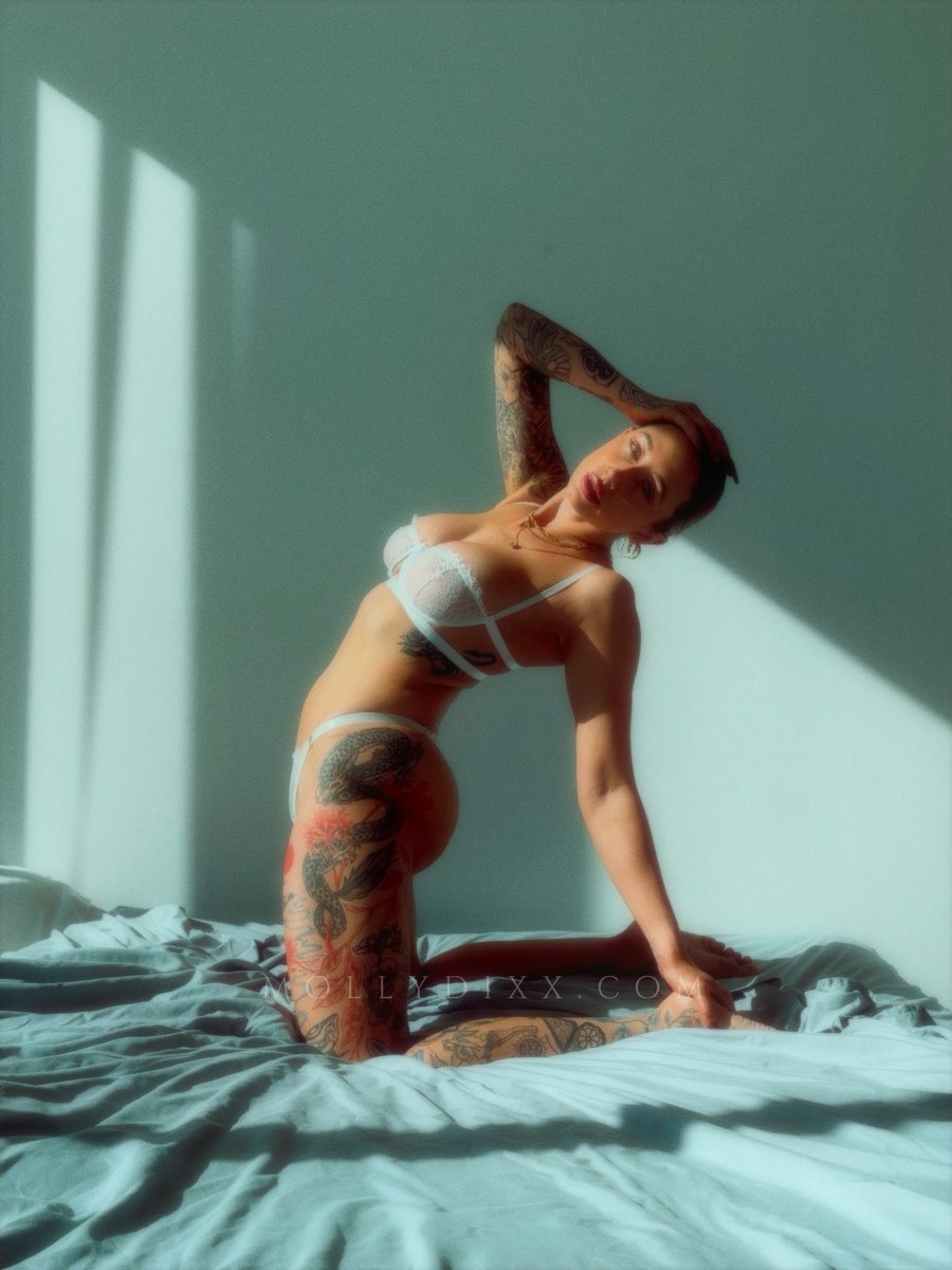 mollydixx's tweet photo. Be my Valentine? https://t.co/Jll7RgVyEk