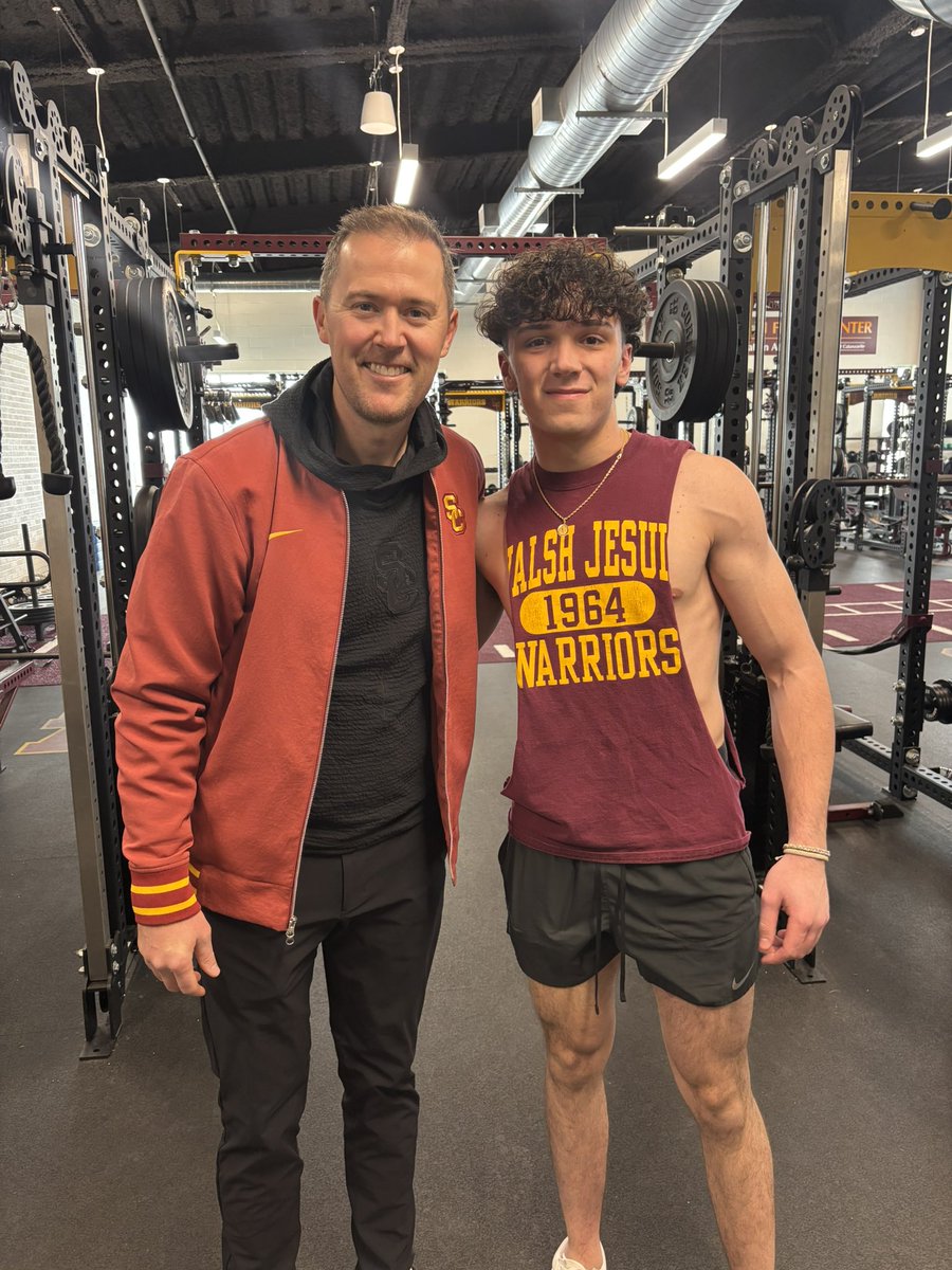 You never know who is going to pop by WJ Baseball lifts!

2025 OF <a href="/JakeBru24/">Jake Brubaker</a> had the pleasure of meeting <a href="/uscfb/">USC Football ✌️</a> Head Coach <a href="/LincolnRiley/">Lincoln Riley</a>.