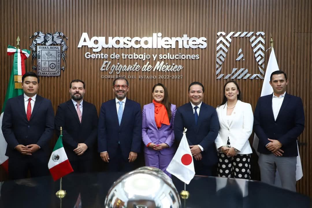 Miguel Barbeyto (@barbeytomiguel) on Twitter photo ¡Somos orgullosamente los patrocinadores del Foro de las Estrellas Mazda dentro de la Feria
Nacional de San Marcos 2025 en Aguascalientes! Gracias Tere Jimenez y todo tu equipo por recibirnos el día de hoy. Sigamos construyendo experiencas para todos los mexicanos <a href="/TereJimenezE/">Tere Jiménez</a> ¡Somos orgullosamente los patrocinadores del Foro de las Estrellas Mazda dentro de la Feria
Nacional de San Marcos 2025 en Aguascalientes! Gracias Tere Jimenez y todo tu equipo por recibirnos el día de hoy. Sigamos construyendo experiencas para todos los mexicanos <a href="/TereJimenezE/">Tere Jiménez</a>