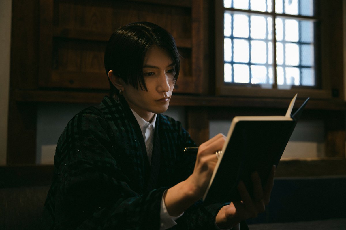 お待たせいたしました！
2/1（土）から秩父短編文学賞の応募がスタート！
大賞は賞金＆梅津瑞樹さんによる朗読✨
さらに審査員には、あの超豪華な先生たちが…！？
気になる詳細はHPでチェック👀
chichibu-bungakusai.com
＃秩父文学祭