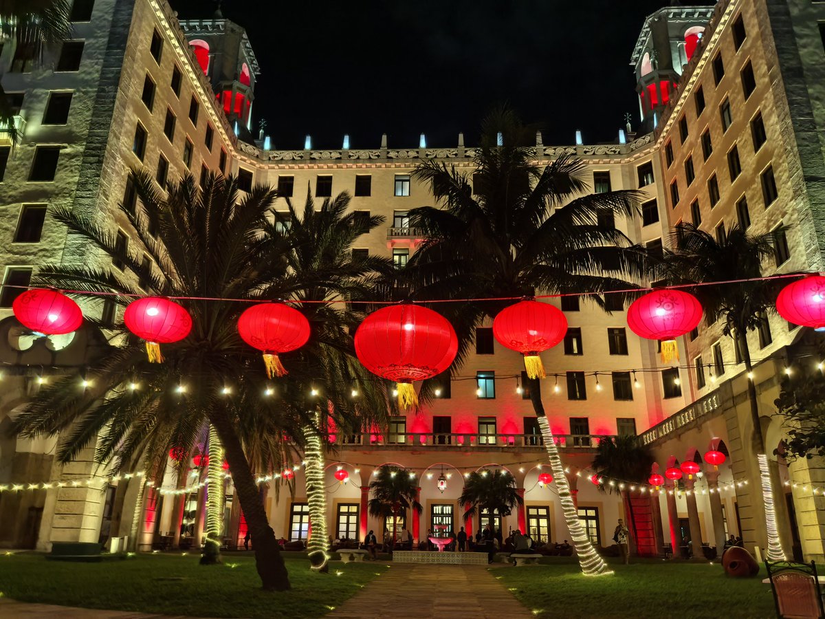 Hua Xin 华昕 tweet media