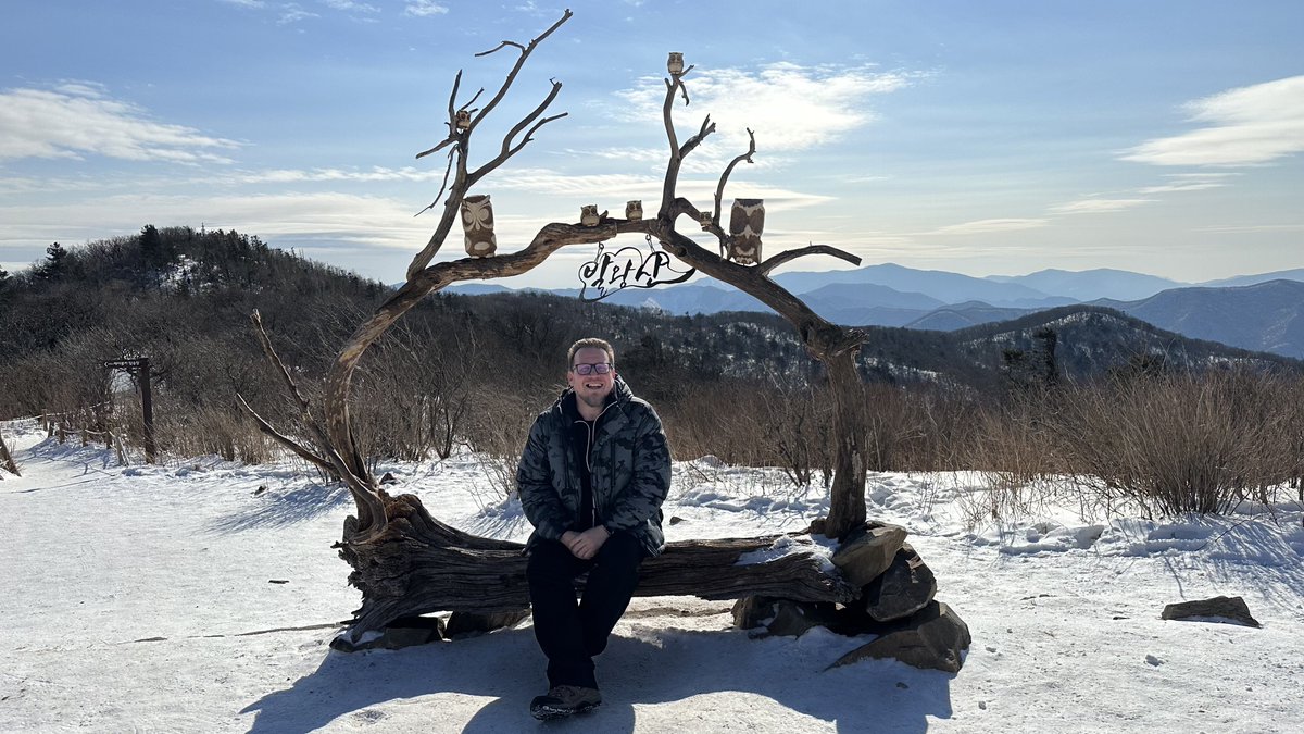 sensing's tweet photo. Best you can do during Seollal - visit a ski resort in Gangwon-do https://t.co/dSczEWtvRS