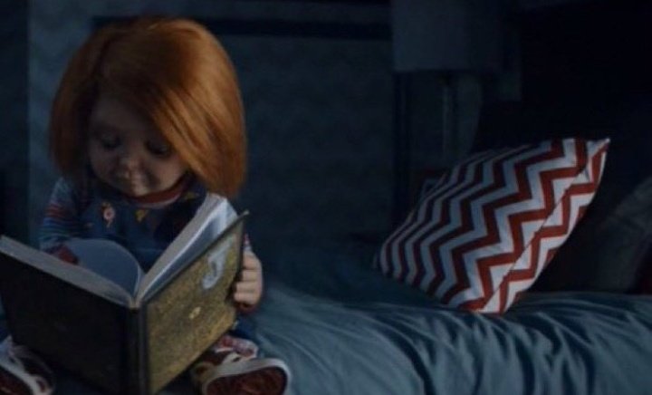 Eli_books_king's tweet photo. Cada vez que termino un libro en la noche, compruebo que NO HAY NADA MÁS BONITO QUE LEER EN LA NOCHE, tú y el libro.
Fangirlear sola con tus emociones.
Sonreír en la oscuridad y desvelarte.
NUNCA DEJEMOS DE DISFRUTAR https://t.co/aF4vV1nmqW