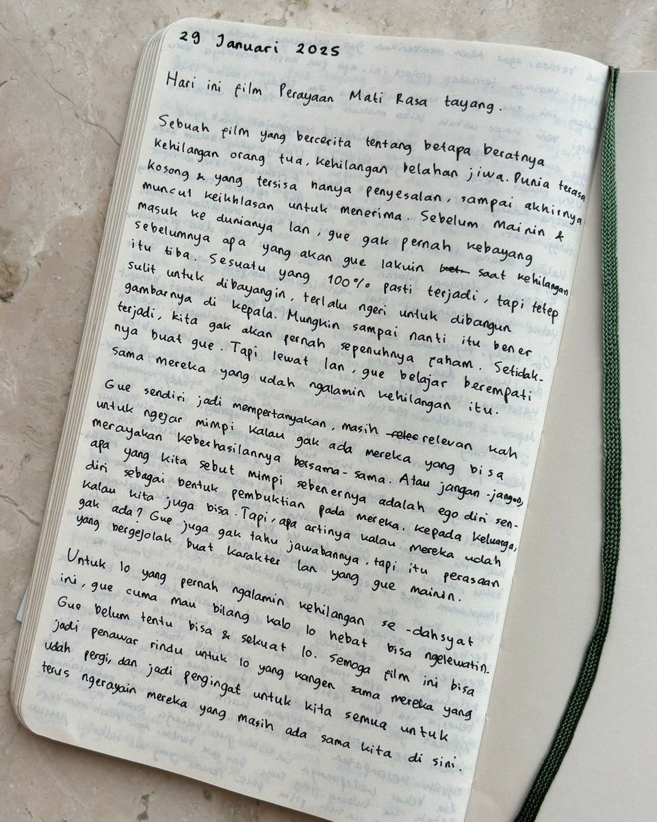 iqbaale's tweet image. Selamat menikmati Perayaan Mati Rasa mulai hari ini 💙