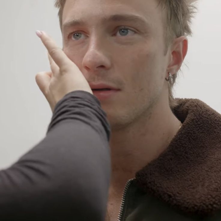 _starboys's tweet image. this beautiful man