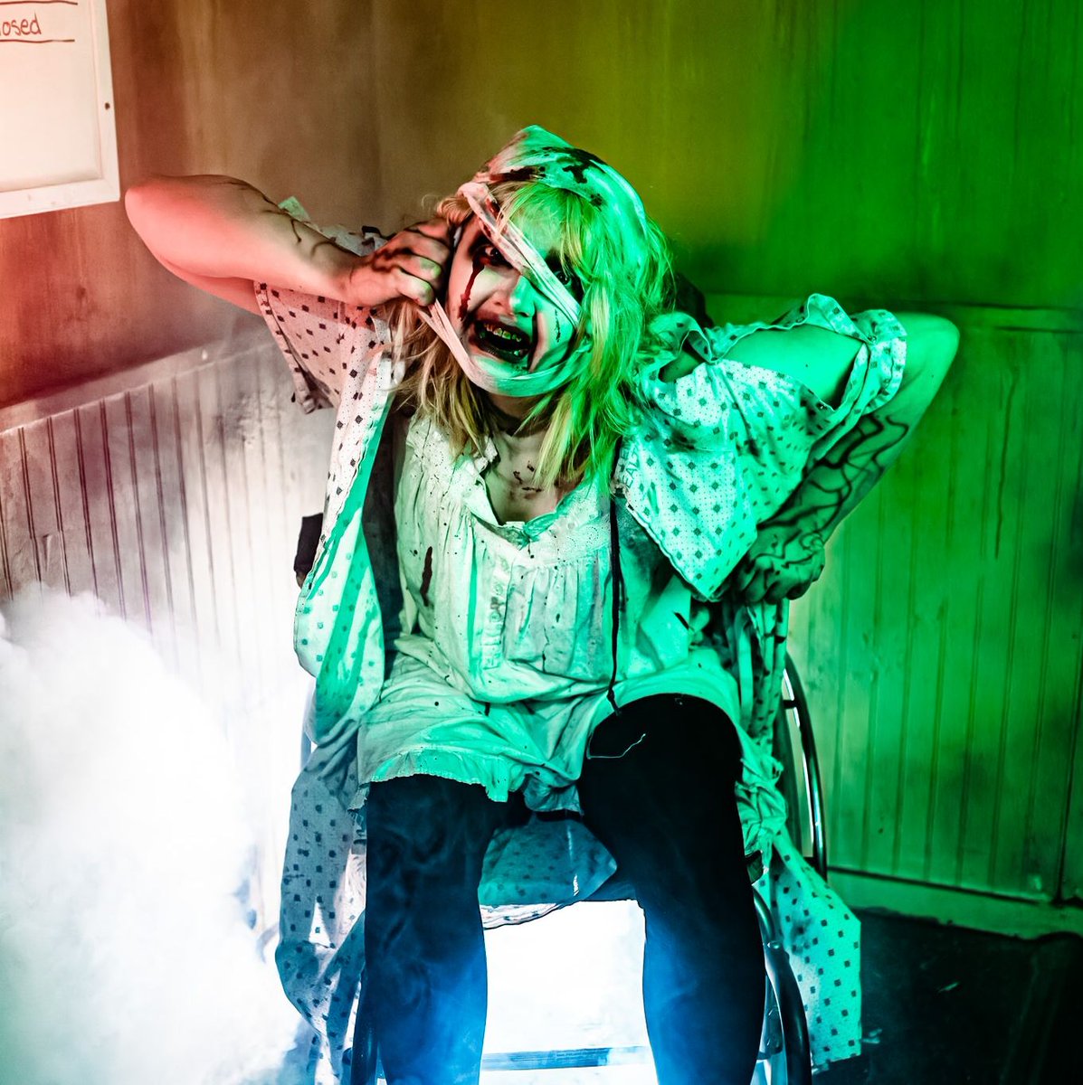 🍫 Love, fear, and chocolate. Hearts of Horror has it all. Your ticket includes not just scares but sweet treats too. #Valentinesday #Valentinesdate #Datenight #Horror #Scary