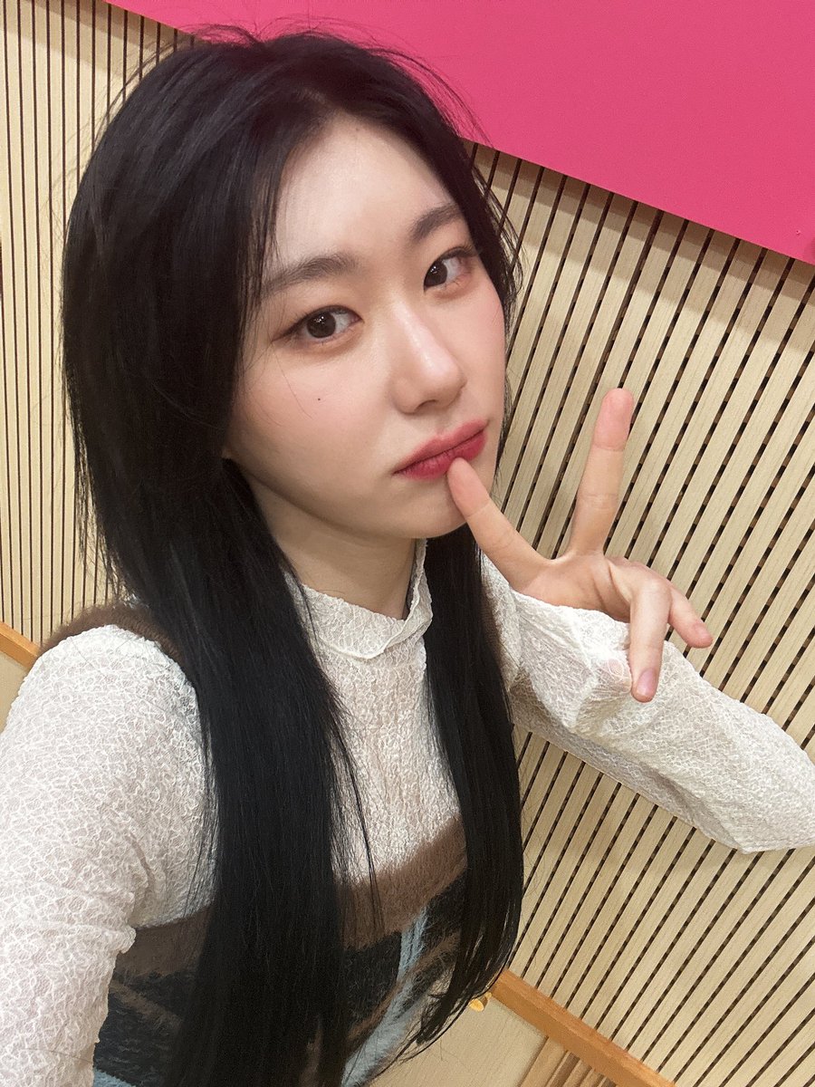 ITZY tweet media