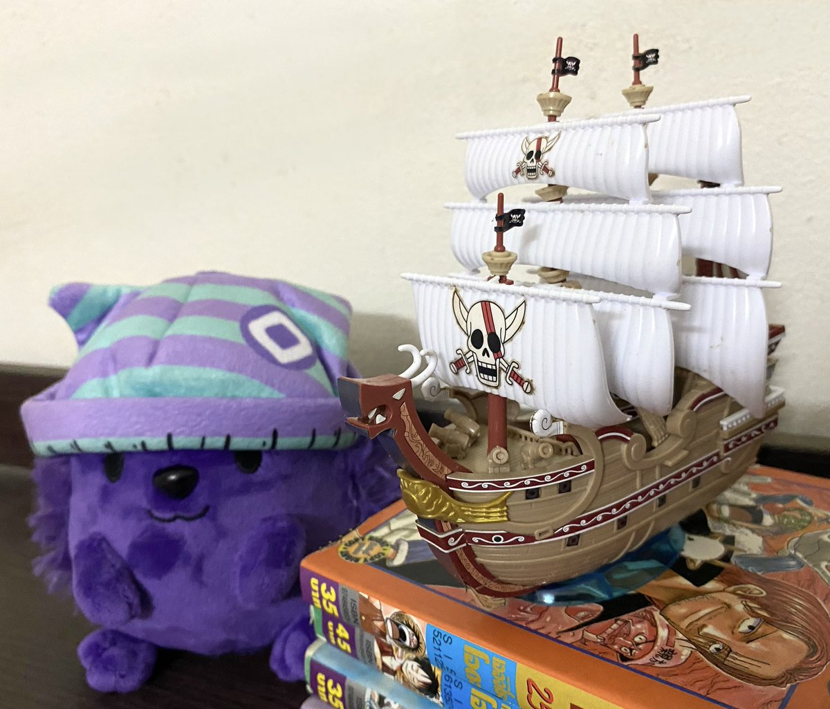 shibuyanova's tweet photo. Gmonad. Molandak and Red Force
The ship used by the Red Hair Pirates ❤️ 
.
One Piece 🏴‍☠️ 
@monad_xyz @pipeline_xyz @monadthailand @ani_Nads #aninads https://t.co/UutoD0EUTC