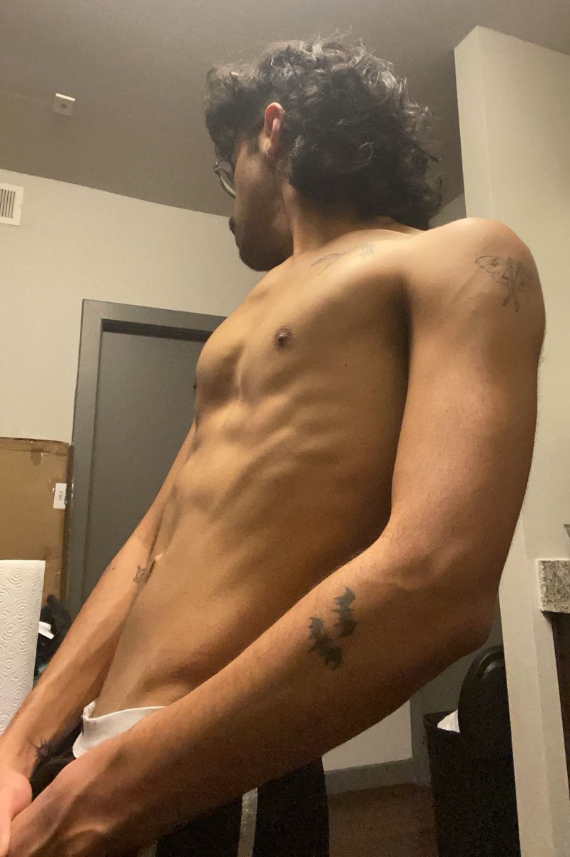 dumb_aries69's tweet photo. i dare you to be obsessed https://t.co/XrRCCwTW6X
