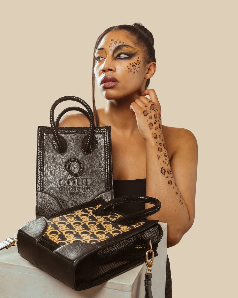 coulcollections's tweet photo. Each thread and fold carries a unique message to share with the world.

Experience the emergence of new trends as we reshape fashion.
https://t.co/WJPxZVSH3z
#la_patrona_pop
#the_light_and_blessing_devoted_to_fashion
#CorporativaCollection #AYABA #CoulCollection https://t.co/mW1ncOZsrc