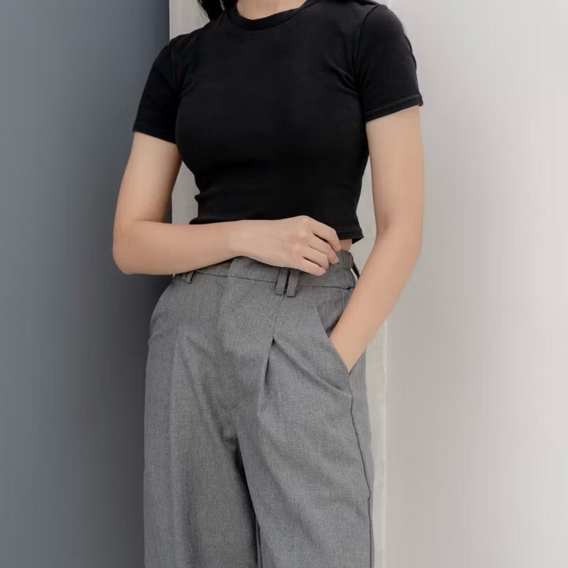 nrwjsn's tweet photo. gengss aku mau jual celana bahan model ini, persis ky di foto produk by.ody tapi punyaku warna hitam😋 aku jual di 120K ajaa😍

baru 2x pakai ajaa gengss*
size s :  Lp: 52-65cm
               Paha: 54cm
               Panjang: 98cm
bahan: premium semiwool

co di 🍊 https://t.co/yXoVito816