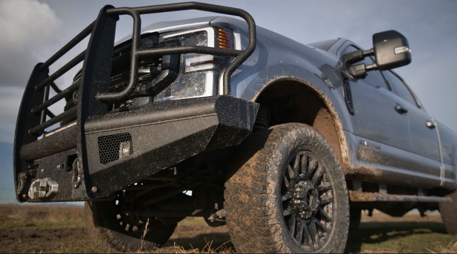 TTruckworks's tweet photo. In the heavy-duty bumper industry, trust is crucial. True quality involves more than just robust metal and bold designs; it demands strength in key areas, precise craftsmanship, and a perfect fit. https://t.co/dIKrlSwhfJ